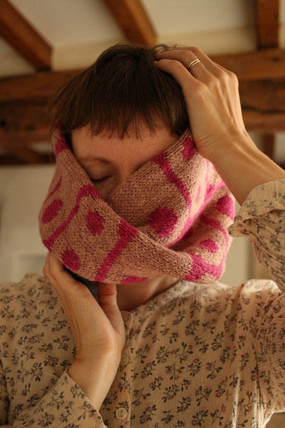 Tetas cowl